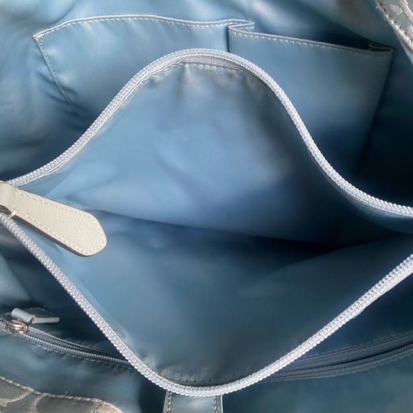 Coach purse - Picture 3 of 3